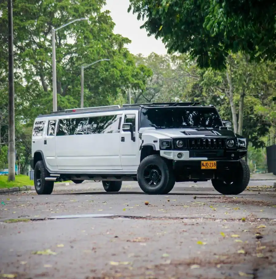 limosina hummer blanca
